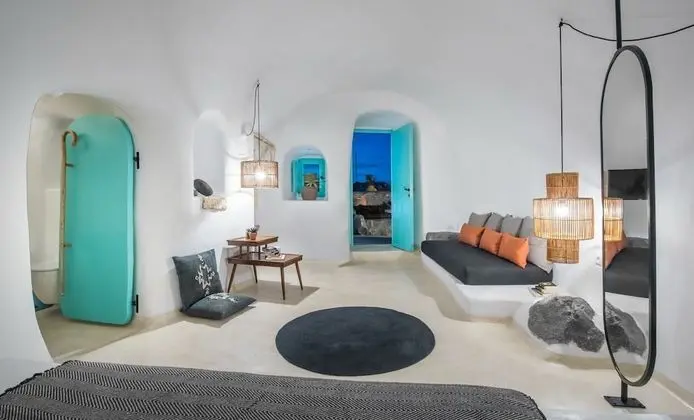 Three-Bedroom Villa with Private Pool & Sea View