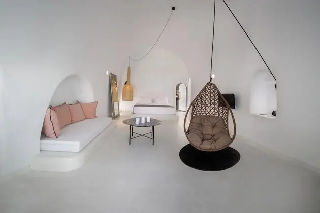 Two Bedroom Villa with Private Indoor Cave Pool