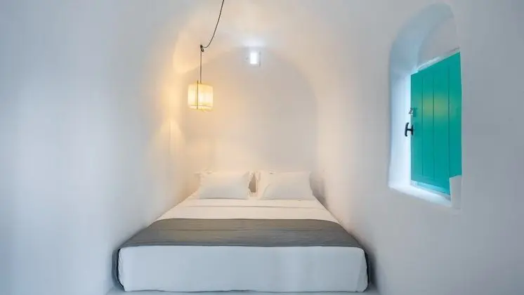 Two Bedroom Villa with Private Indoor Cave Pool