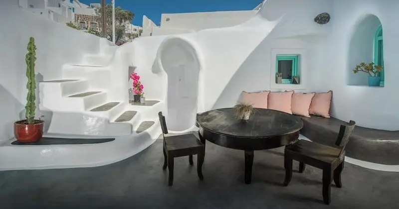 Two Bedroom Villa with Private Indoor Cave Pool