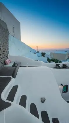 Two Bedroom Villa with Private Indoor Cave Pool
