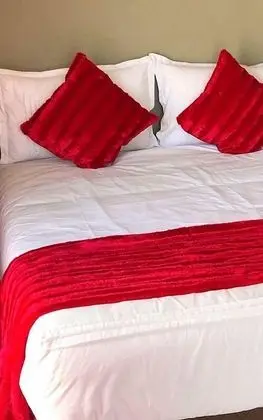 Comfort Tek Büyük Yataklı Oda, Sigara İçilmez, Bahçe Manzaralı