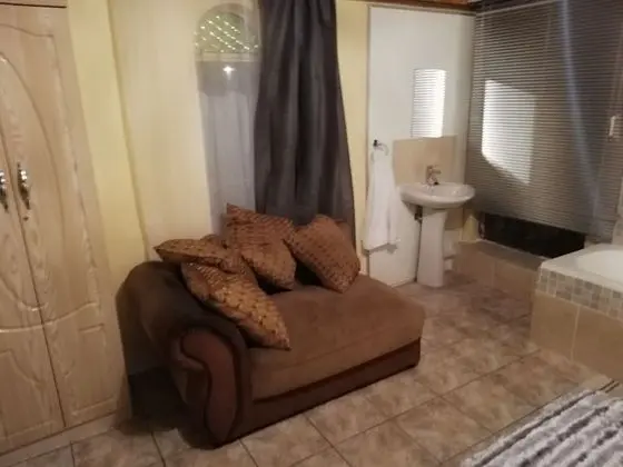 Comfort Tek Büyük Yataklı Oda, Sigara İçilmez, Bahçe Manzaralı