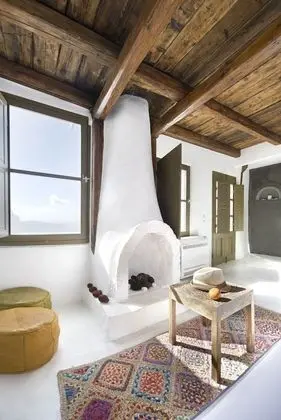 Aurora | Superior Cave Suite with Outdoor Plunge Pool & Caldera View