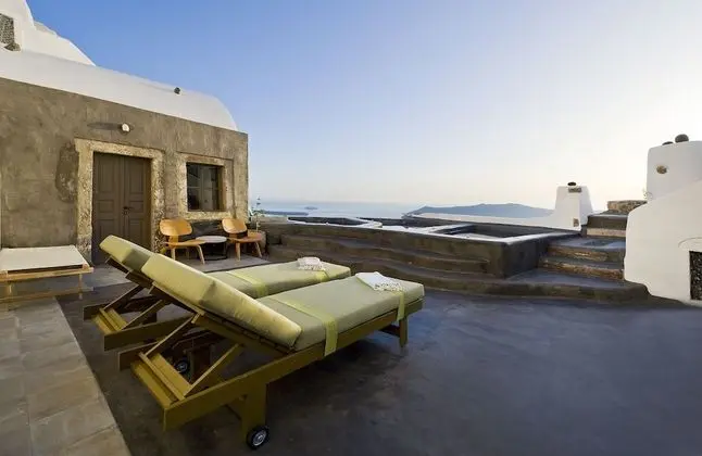 Enigma | Superior Cave Suite with Outdoor Plunge Pool & Caldera View