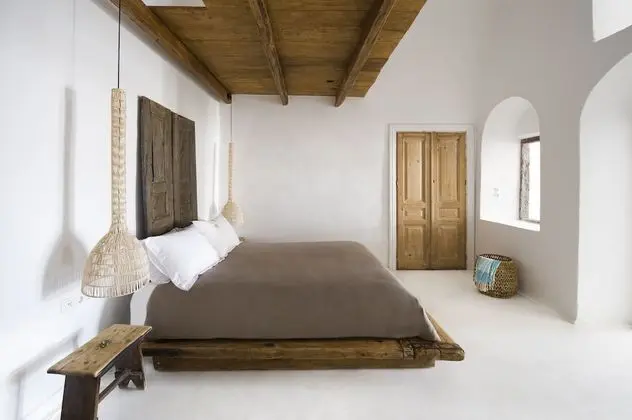 Enigma | Superior Cave Suite with Outdoor Plunge Pool & Caldera View