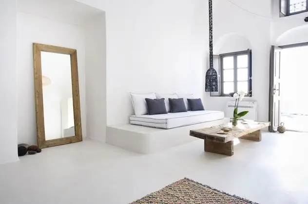 Enigma | Superior Cave Suite with Outdoor Plunge Pool & Caldera View