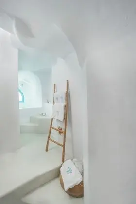 Superior Cave Room with Indoor Plunge Pool & Caldera View
