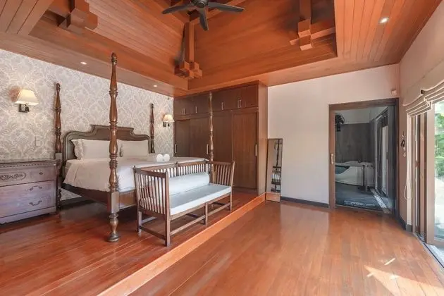 6-Bedroom Pool Villa