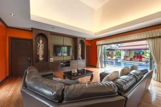 6-Bedroom Pool Villa
