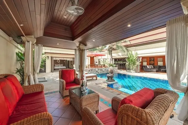 6-Bedroom Pool Villa