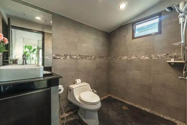 6-Bedroom Pool Villa