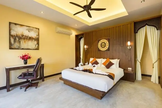 6-Bedroom Pool Villa
