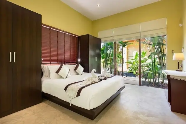 6-Bedroom Pool Villa