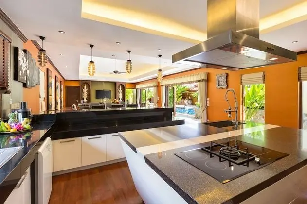 6-Bedroom Pool Villa