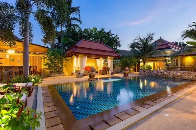 6-Bedroom Pool Villa
