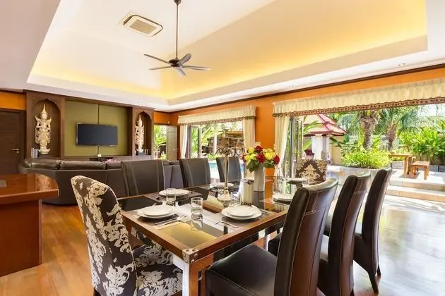 6-Bedroom Pool Villa