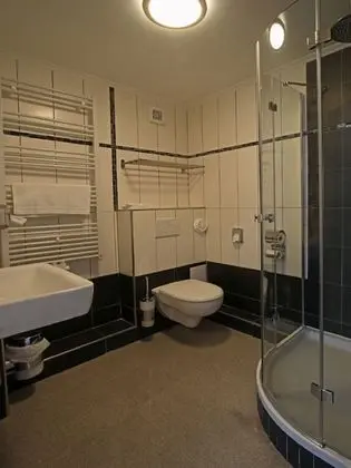 Tek Büyük Yataklı Oda, Balkon