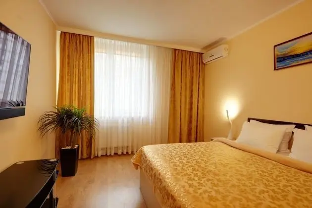 Elite Apart Daire, 1 Yatak Odası, Mutfak (Anny Akhmatovoi St 30)