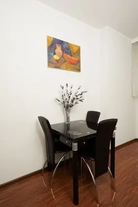 Elite Apart Daire, 1 Yatak Odası, Mutfak (Anny Akhmatovoi St 30)