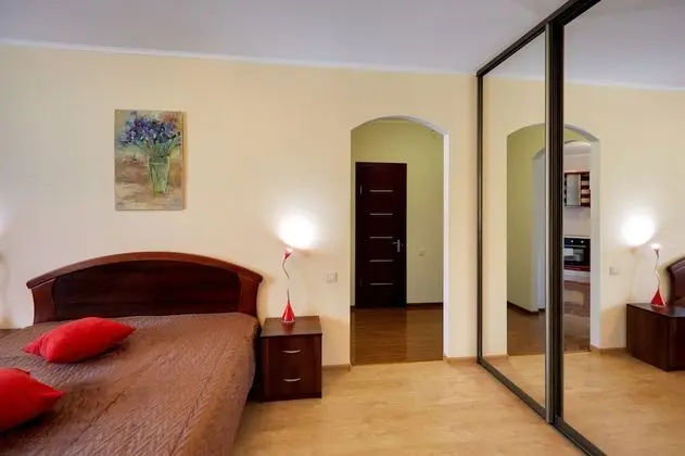 Romantic Apart Daire, 1 Yatak Odası, Mutfak (Anny Akhmatovoi St 30)