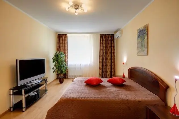 Romantic Apart Daire, 1 Yatak Odası, Mutfak (Anny Akhmatovoi St 30)