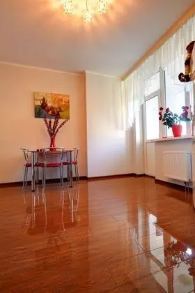 Romantic Apart Daire, 1 Yatak Odası, Mutfak (Anny Akhmatovoi St 30)