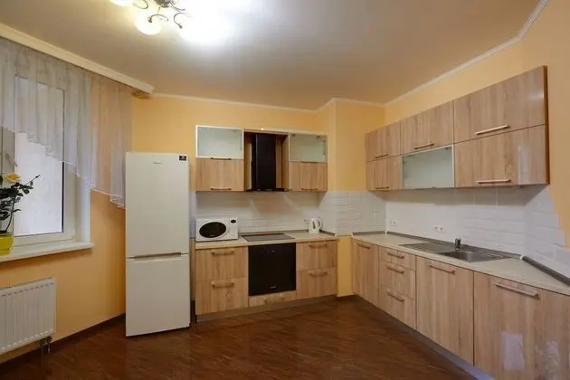 Superior Apart Daire, 1 Yatak Odası, Mutfak (Anny Akhmatovoi St 30)