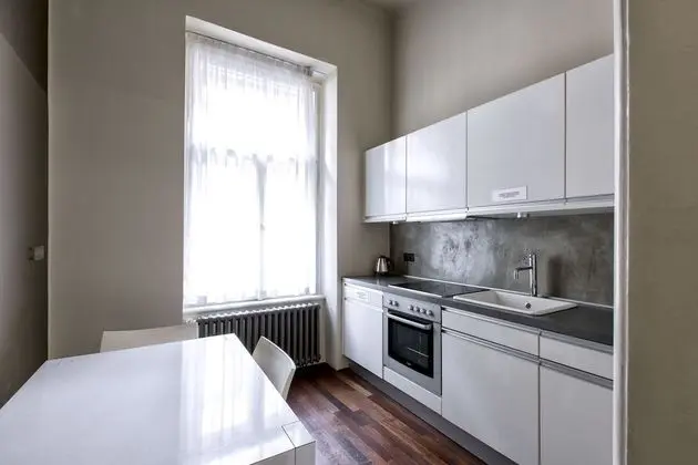 Female Dorm, 5 Beds (Ensuite)