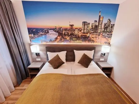 Design Tek Büyük veya İki Ayrı Yataklı Oda