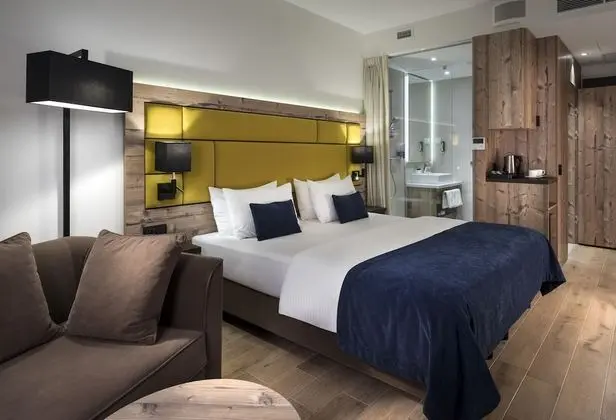 Comfort Tek Büyük veya İki Ayrı Yataklı Oda, Deniz Manzaralı