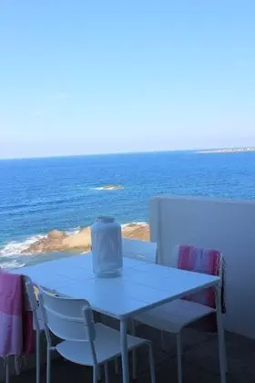 Appartement cosy climatisé, une chambre, agréable terrasse, splendide vue sur mer