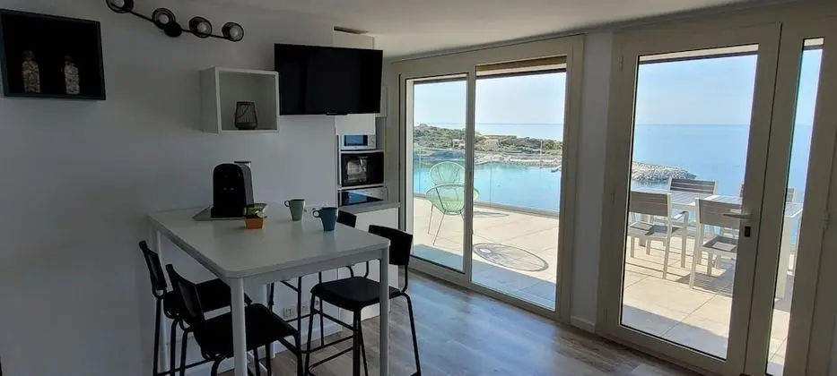 Panoramic Apart Daire, Deniz Manzaralı, Okyanusa Sıfır