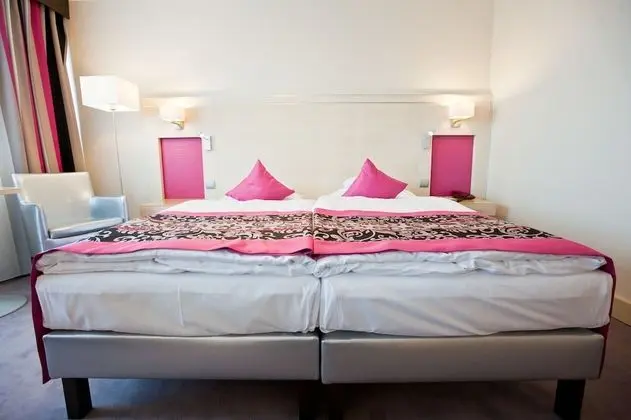 Deluxe Tek Büyük Yataklı Oda, Balkon, Şehir Manzaralı