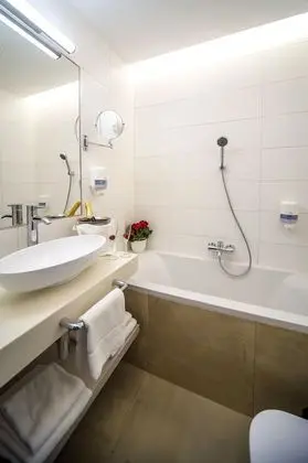 Family Dört Kişilik Oda, 2 Çift Kişilik Yatak