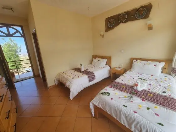 Standard İki Ayrı Yataklı Oda, 2 Tek Kişilik Yatak, Balkon, Dağ Manzaralı