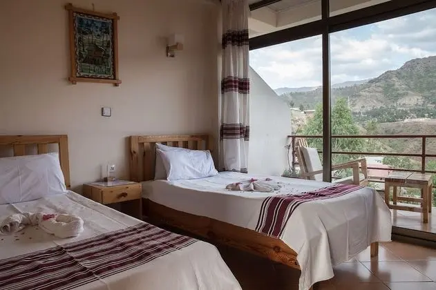 Standard İki Ayrı Yataklı Oda, 2 Tek Kişilik Yatak, Balkon, Dağ Manzaralı