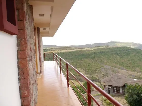 Standard Tek Büyük Yataklı Oda, 1 Büyük (Queen) Boy Yatak, Balkon, Dağ Manzaralı