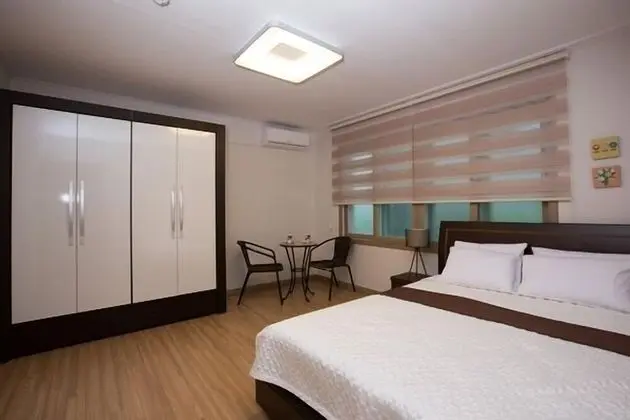 20 PY, 1 Bedroom