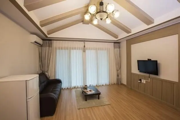 20 PY, 1 Bedroom