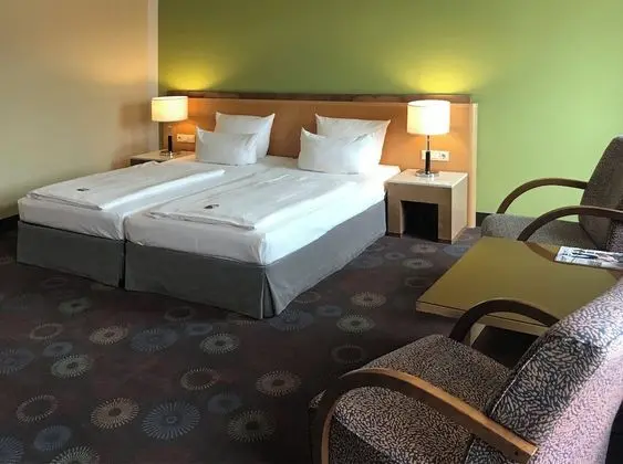 Comfort Tek Büyük Yataklı Oda (Riverside)