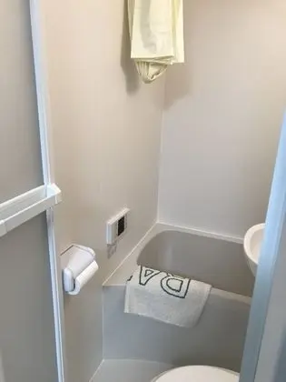 Tek Büyük Yataklı Oda (with Shower and Loft)