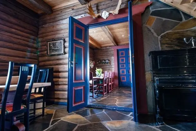 Kulübe, 6 Yatak Odası