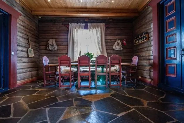 Kulübe, 6 Yatak Odası