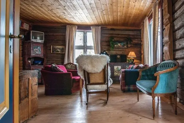 Kulübe, 6 Yatak Odası