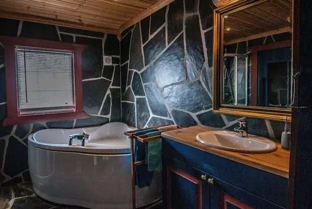 Kulübe, 6 Yatak Odası