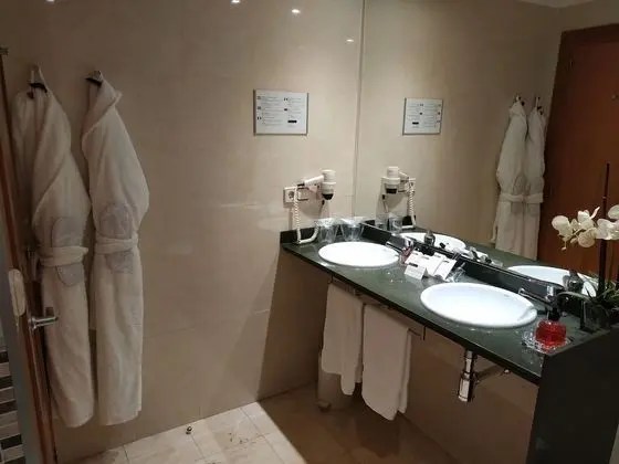 Deluxe Oda (2 adults)