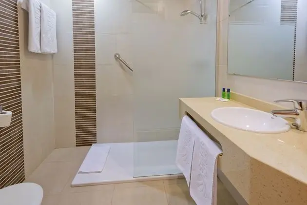 Dört Kişilik Oda (Adults)