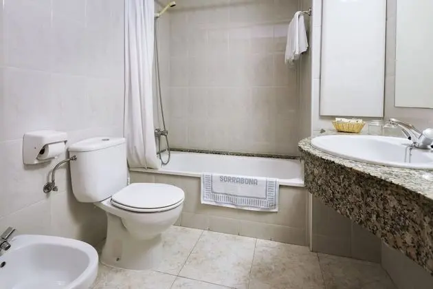 Standard Üç Kişilik Oda