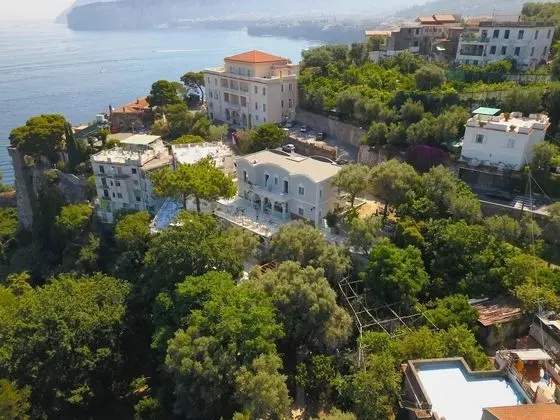 Villa, Sigara İçilebilir
